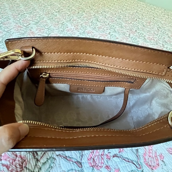 Michael Kors Selma Saffiano Leather Crossbody Bag - Picture 8 of 10